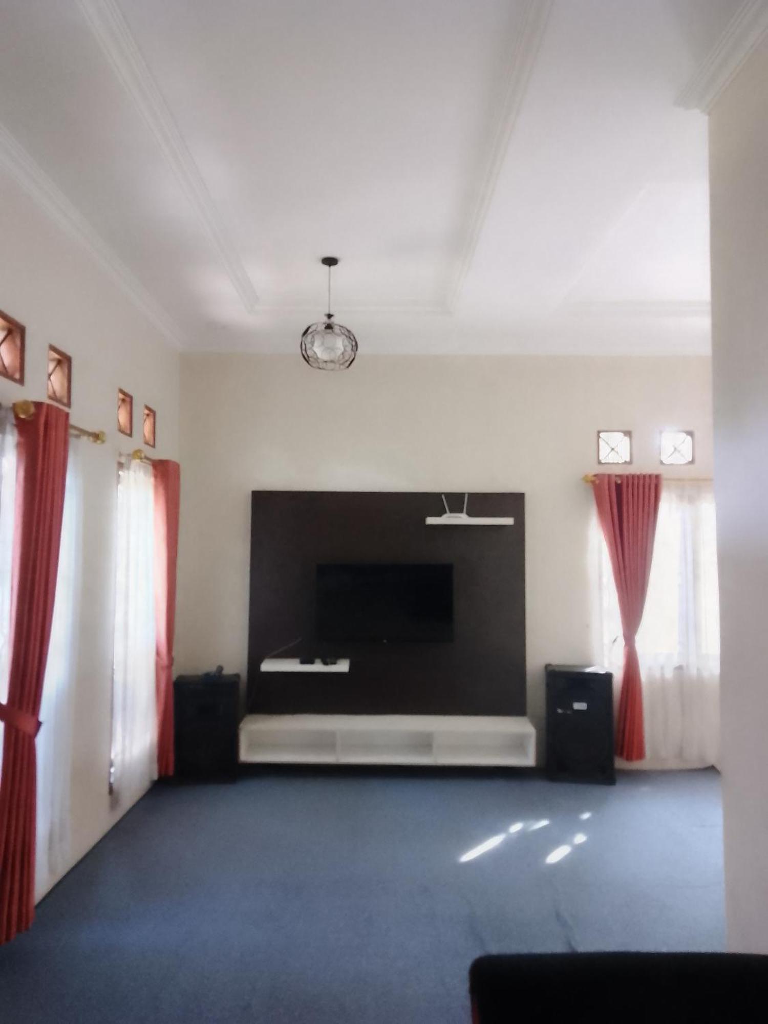 Villa Junior Family Cisarua Exteriér fotografie